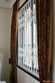 供應防盜窗與彩鋼折疊防盜窗 安全與便捷的完美結(jié)合